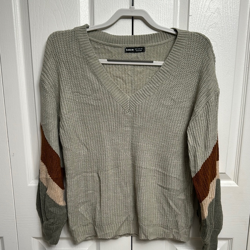 NWOT V-Neck Sweater